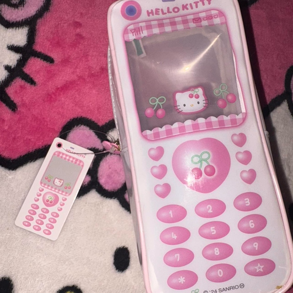 Hello kitty pouch